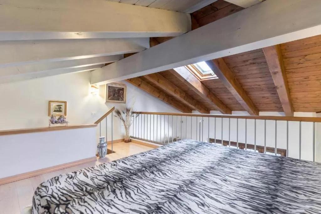 Casa Vacanze Rosalba Ferrara di Monte Baldo Extérieur photo
